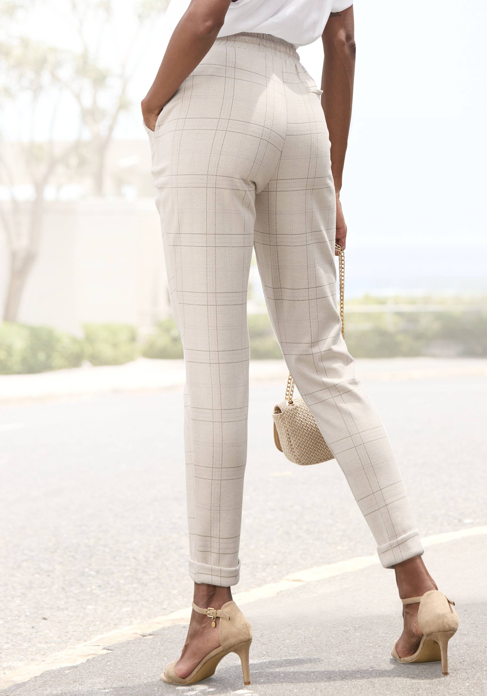 Vivance Jogger Pants, mit Karomuster, Schlupfhose, enge Passform, casual-chic Vivance Jogger Pants, mit Karomuster, Schlupfhose, enge Passform, casual-chic von Vivance