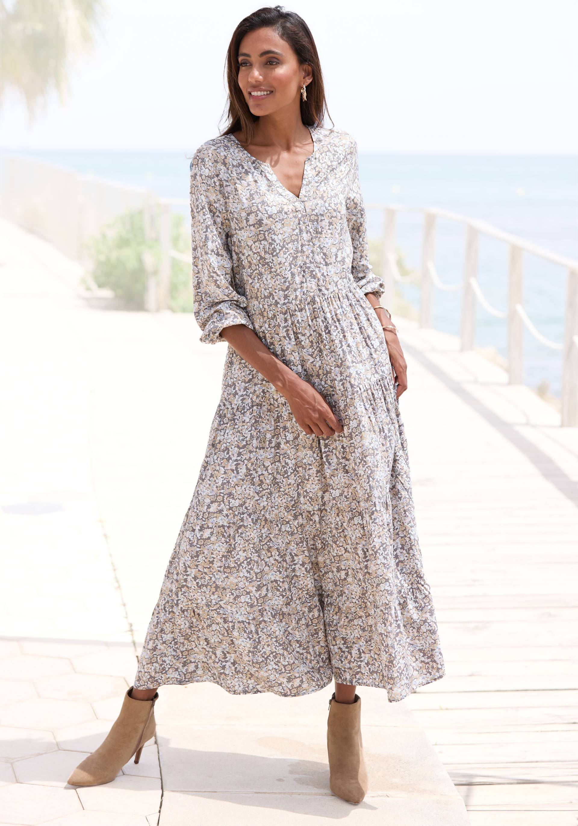 Vivance Maxikleid, mit Alloverprint und Volants, langärmlig, Druckkleid, casual-chic Vivance Maxikleid, mit Alloverprint und Volants, langärmlig, Druckkleid, casual-chic von Vivance