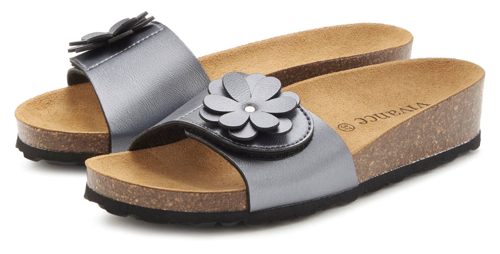 Vivance Pantolette, Mule, Sandale, offener Schuh mit Korkfussbett und dezentem Keilabsatz Vivance Pantolette, Mule, Sandale, offener Schuh mit Korkfussbett und dezentem Keilabsatz von Vivance