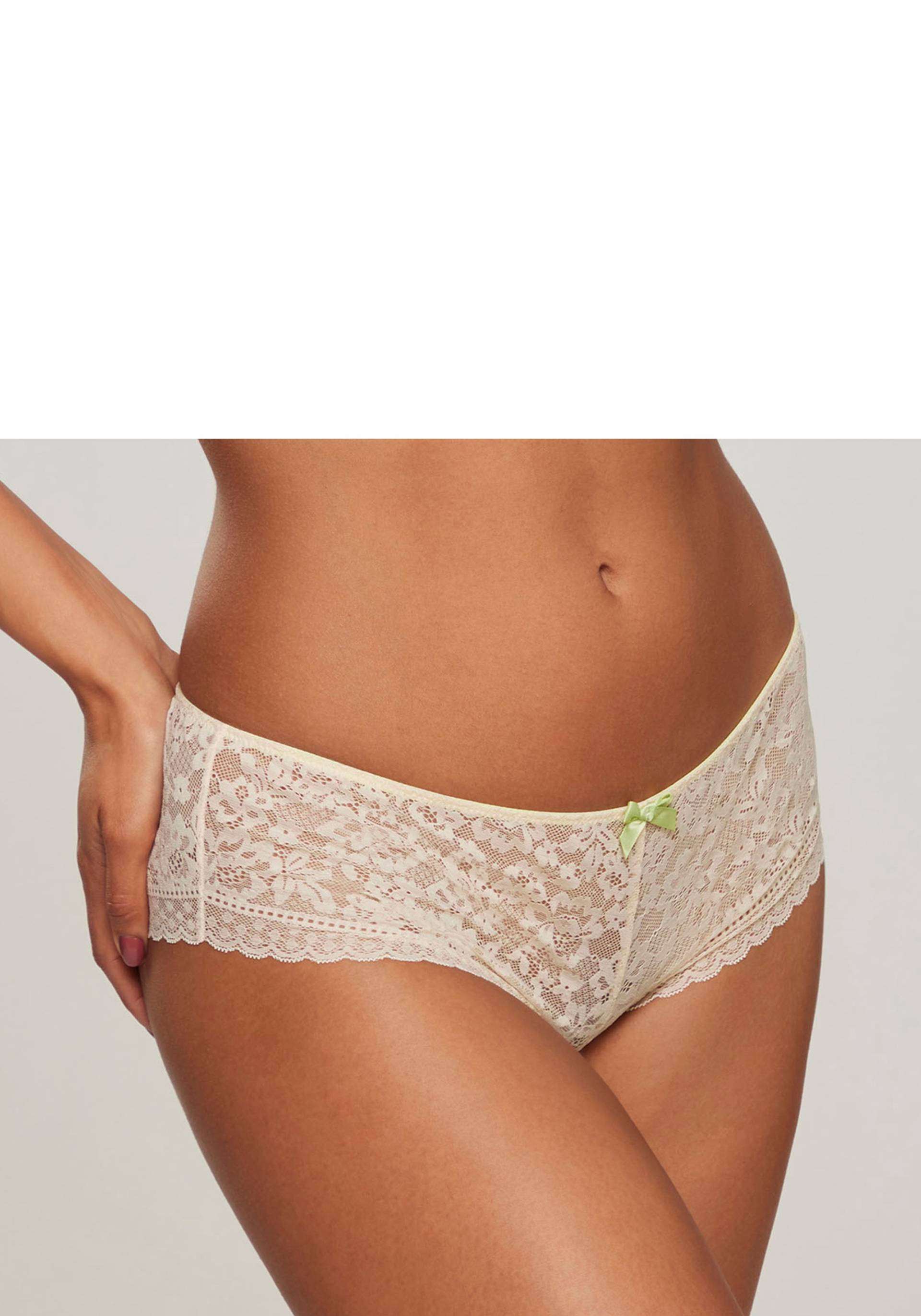 Vivance Panty »Viola«, aus Spitze, die anteilig recyceltes Polyamid enthält Vivance Panty »Viola«, aus Spitze, die anteilig recyceltes Polyamid enthält von Vivance