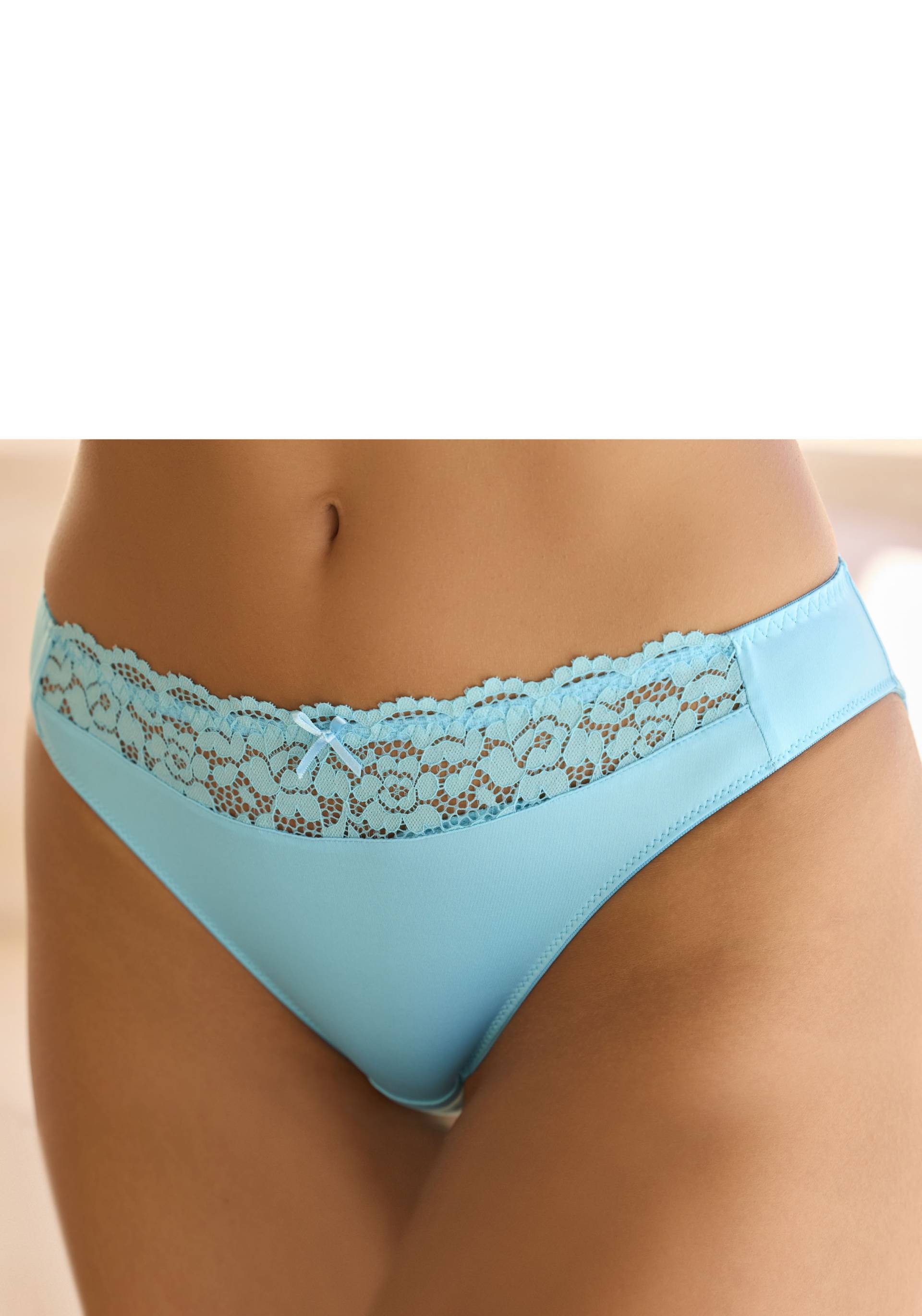 Vivance Slip, mit hübschem Spitzeneinsatz Vivance Slip, mit hübschem Spitzeneinsatz von Vivance
