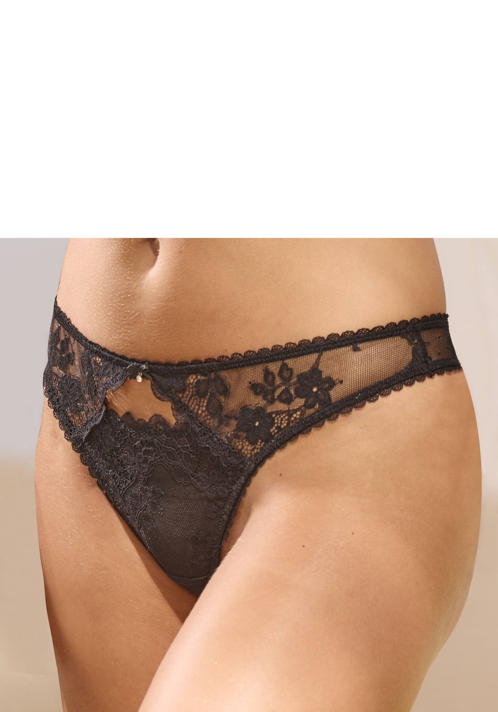 Vivance String, mit verführerischem Cut-Out und feiner Zierschleife mit Accessoire von Vivance