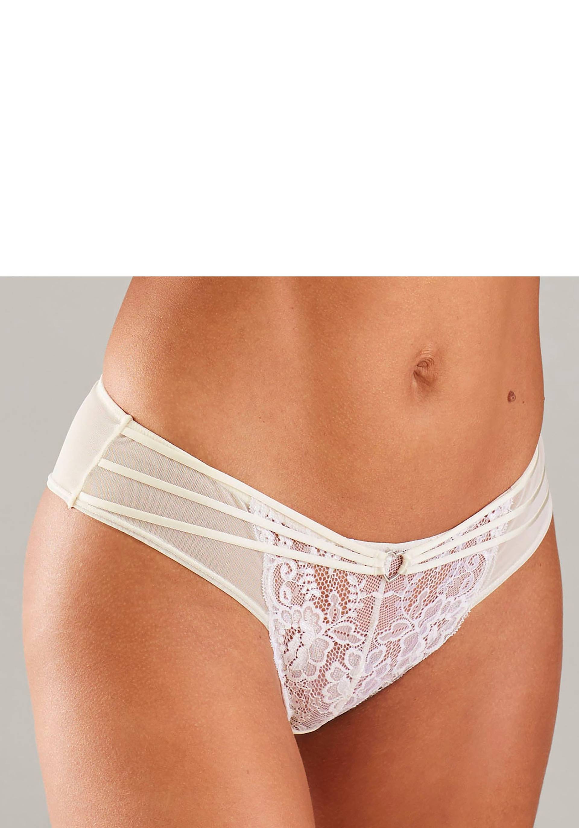 Vivance Stringpanty »Francesca«, mit feinem Herzaccessoire von Vivance