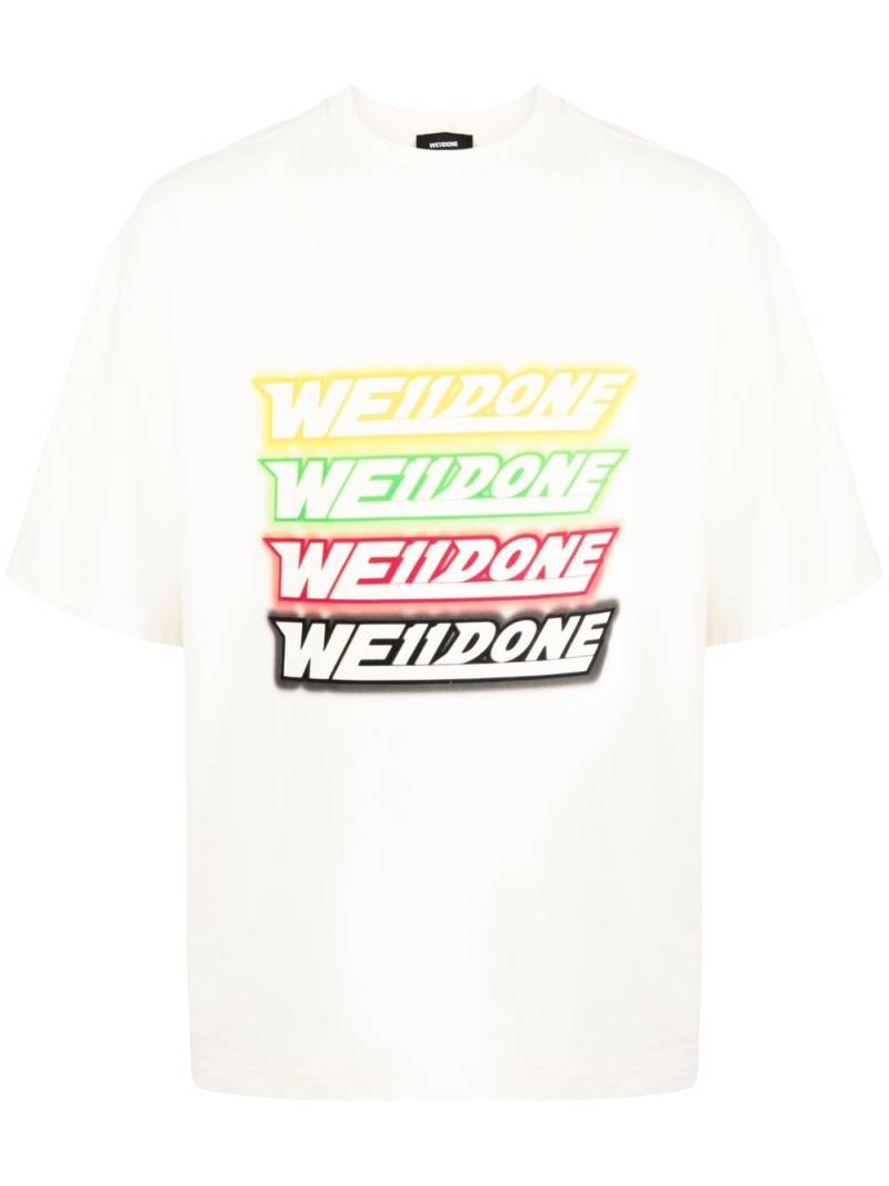 We11done repeated logo print T-shirt - Neutrals von We11done