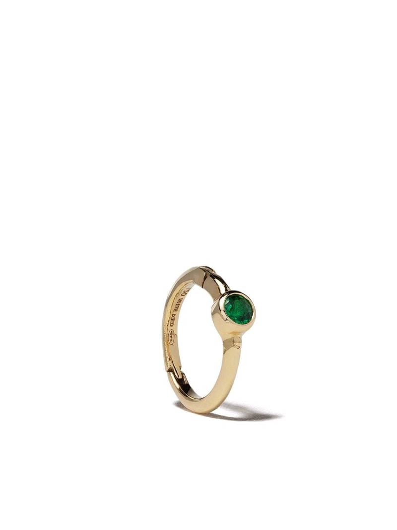 We by WHITEbIRD 18kt gold emerald Justine hoop single earring von We by WHITEbIRD