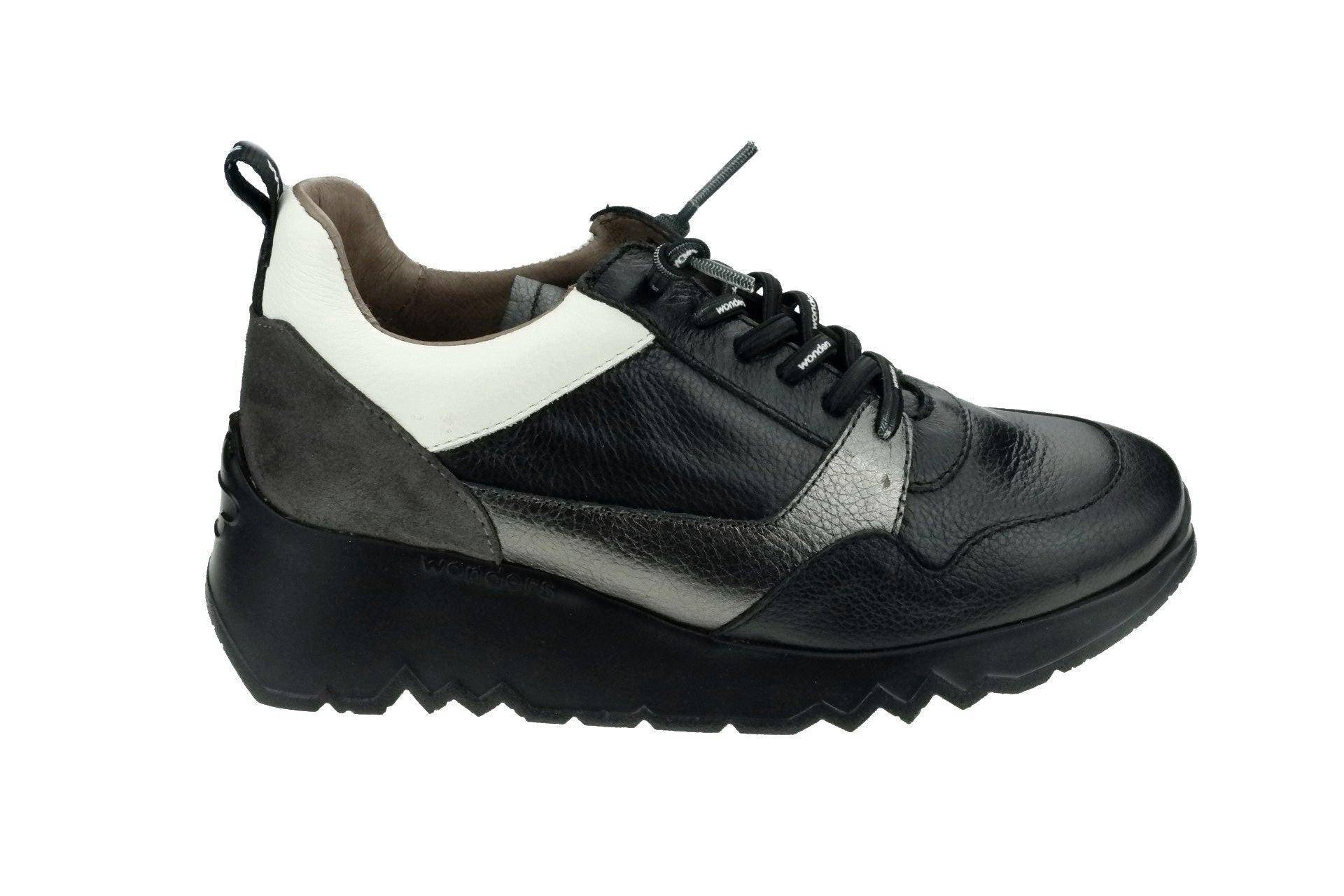 Suki - Leder Sneakers Damen Schwarz 37 von Wonders