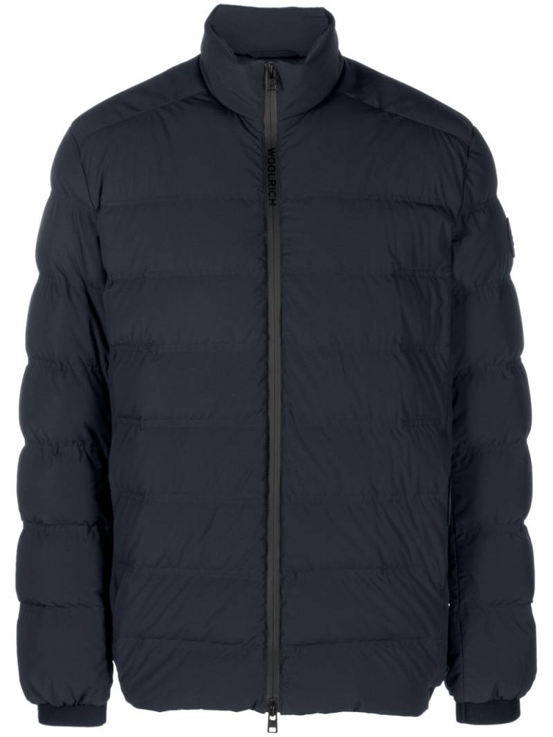 Woolrich logo-patch padded jacket - Blue von Woolrich