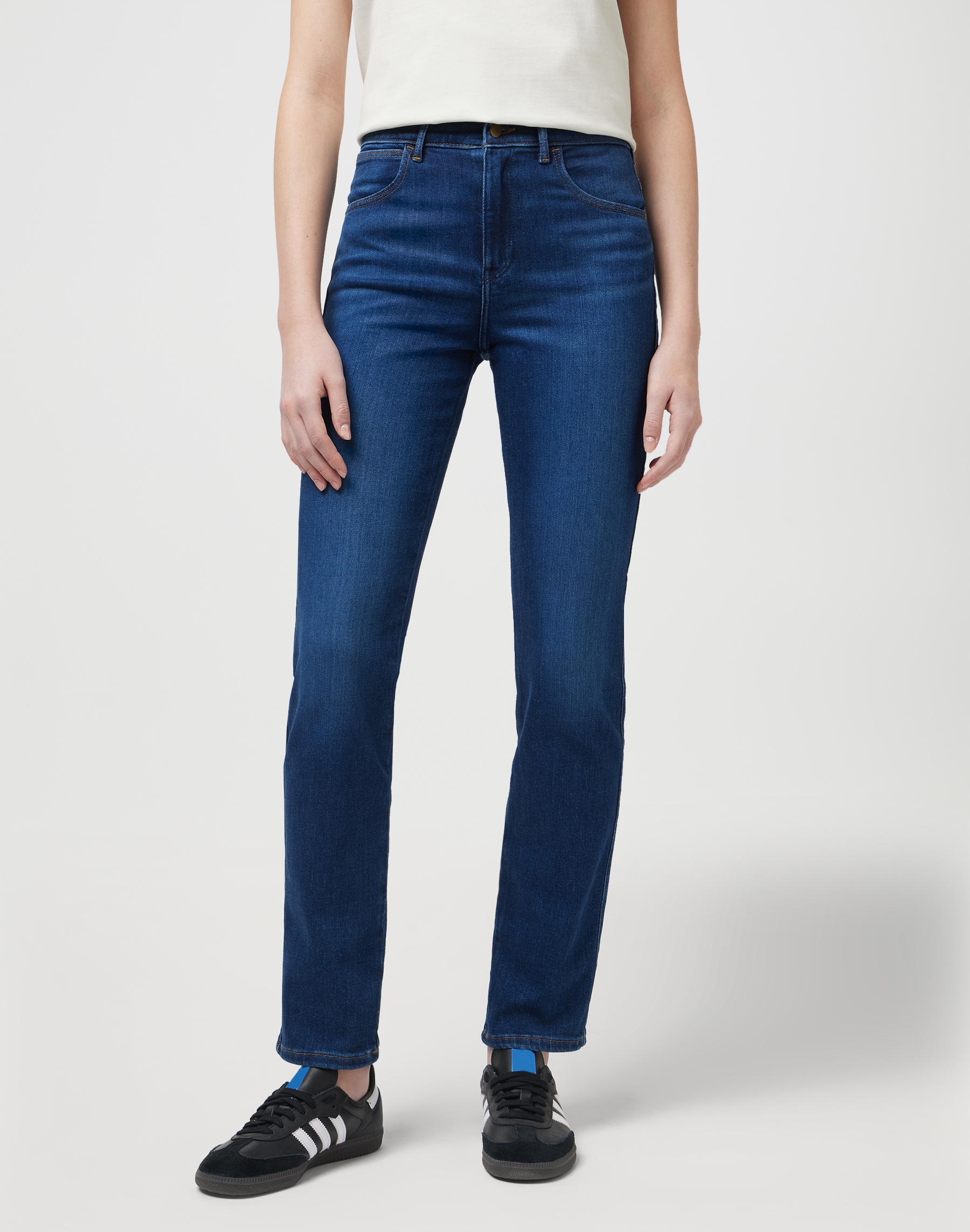Wrangler 5-Pocket-Jeans, mit kontrastfarbenen Nähten Wrangler 5-Pocket-Jeans, mit kontrastfarbenen Nähten von Wrangler