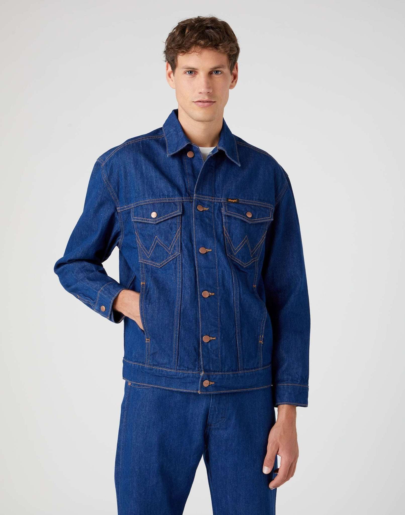 Wrangler Jeansjacke »Wrangler Jeansjacken Anti Fit Jacket« Wrangler Jeansjacke »Wrangler Jeansjacken Anti Fit Jacket« von Wrangler