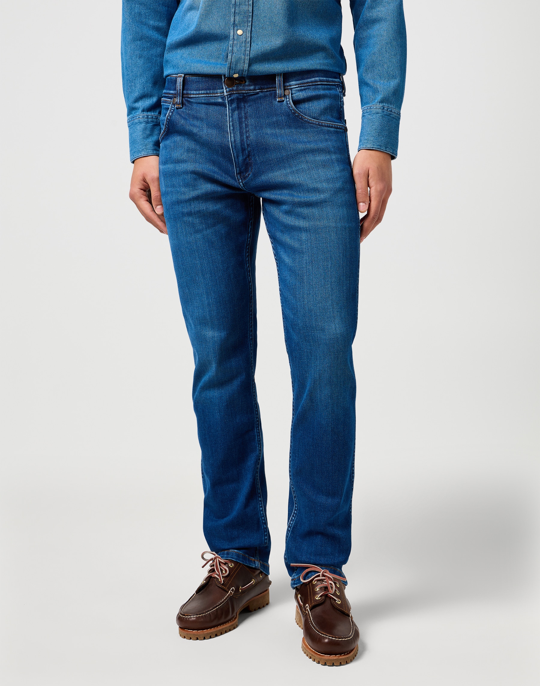 Wrangler Straight-Jeans »GREENSBORO FREE TO STRETCH«, Free to stretch material Wrangler Straight-Jeans »GREENSBORO FREE TO STRETCH«, Free to stretch material von Wrangler