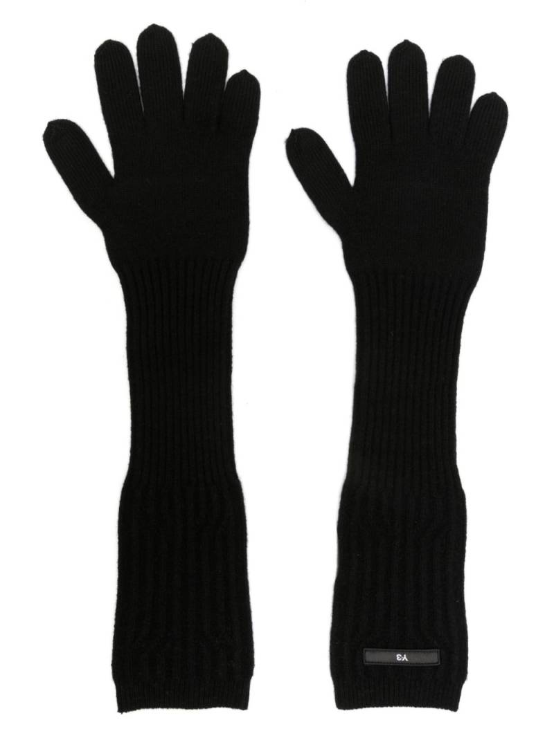 Y-3 logo-patch ribbed-knit long gloves - Black von Y-3