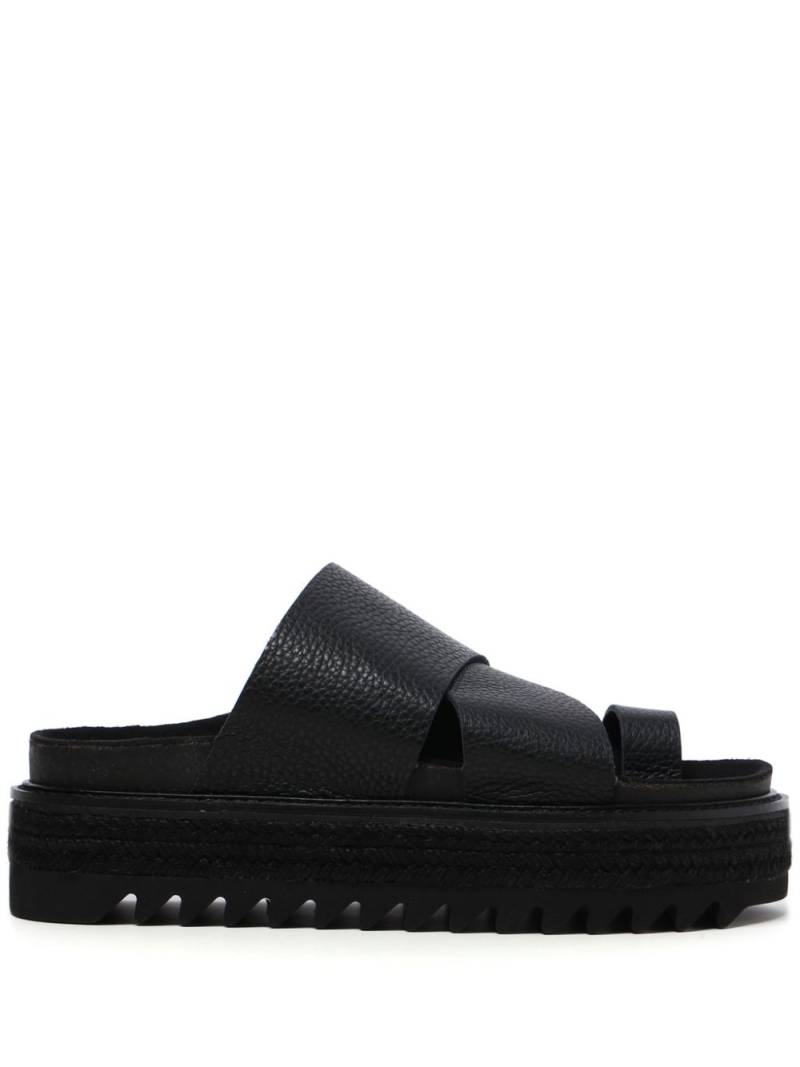 Y's crossover-strap leather slides - Black von Y's