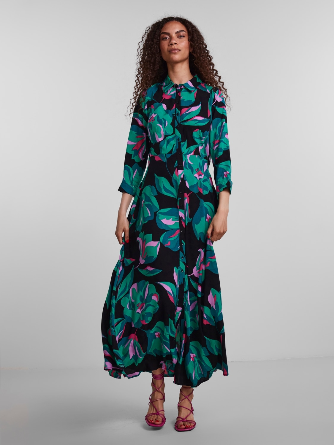 Y.A.S Hemdblusenkleid »YASSAVANNA LONG SHIRT DRESS«, mit 3/4 Ärmel Y.A.S Hemdblusenkleid »YASSAVANNA LONG SHIRT DRESS«, mit 3/4 Ärmel von Y.A.S