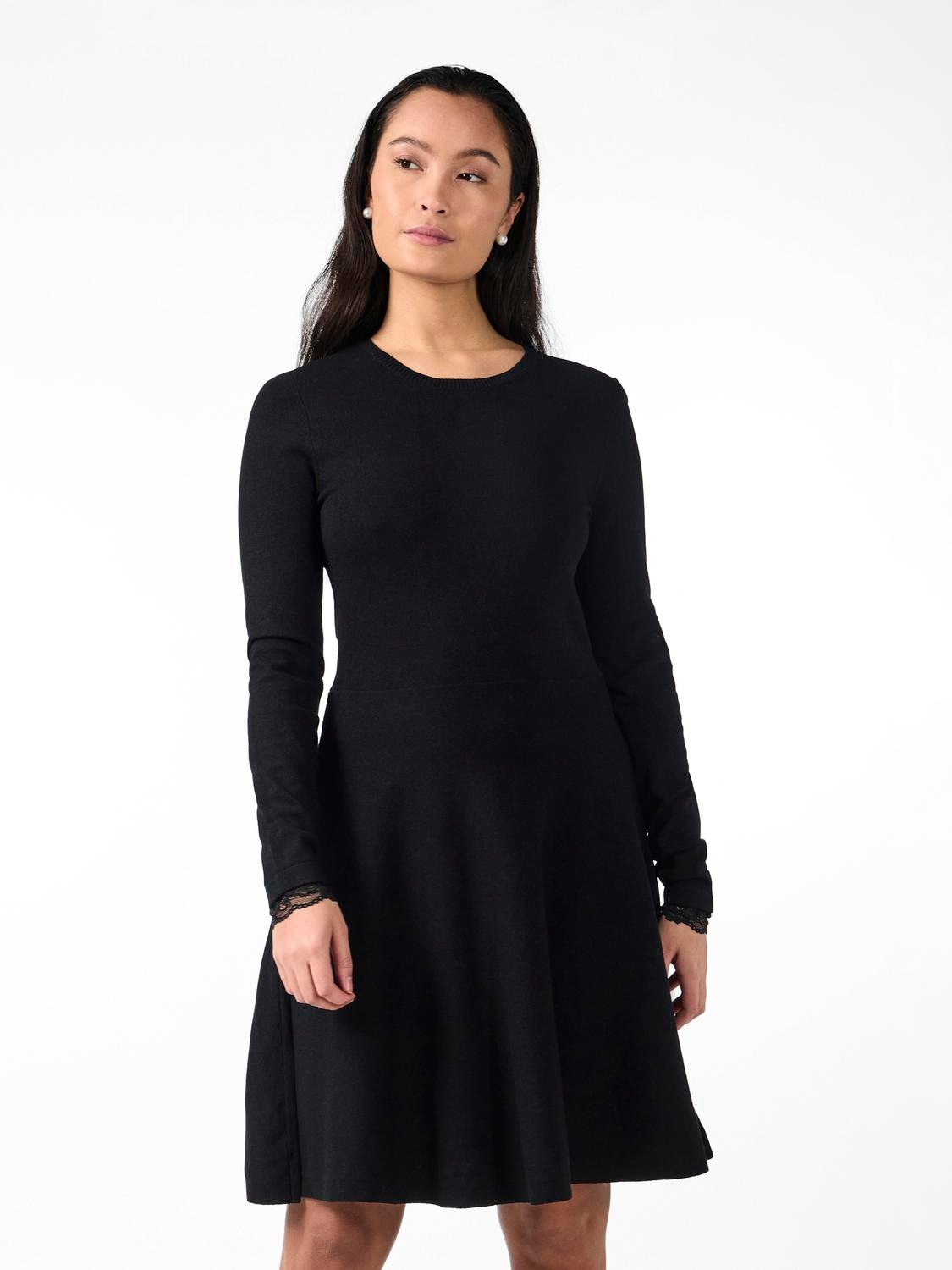 Y.A.S Strickkleid »YASBECCO LS KNIT DRESS S. NOOS«, mit Spitze am Ärmelsaum von Y.A.S