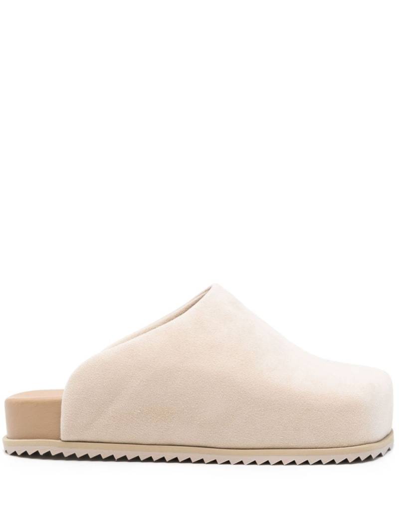 YUME YUME Truck flat slippers - Neutrals von YUME YUME