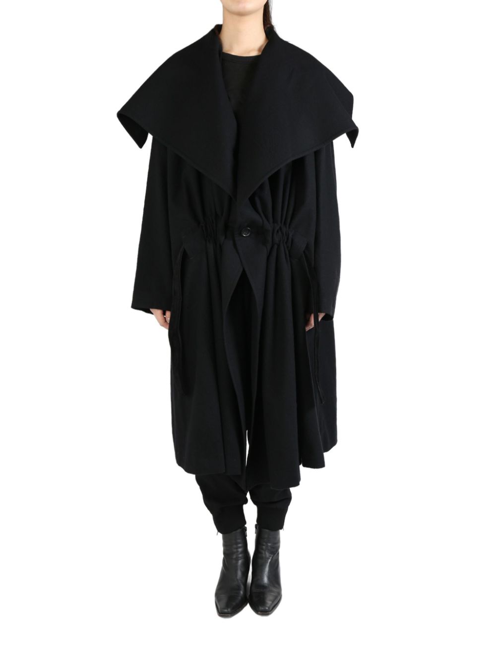 Yohji Yamamoto gathered-detail coat - Black von Yohji Yamamoto