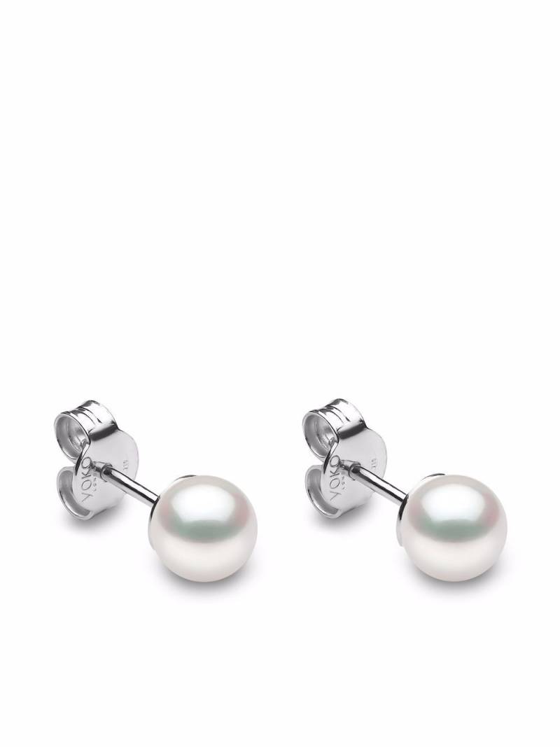 Yoko London 18kt white gold Classic 5mm Akoya pearl stud earrings - Silver von Yoko London