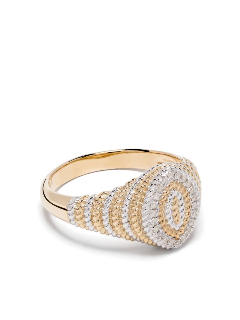 Yvonne Léon 9kt gold mini Marquise diamond signet ring von Yvonne Léon