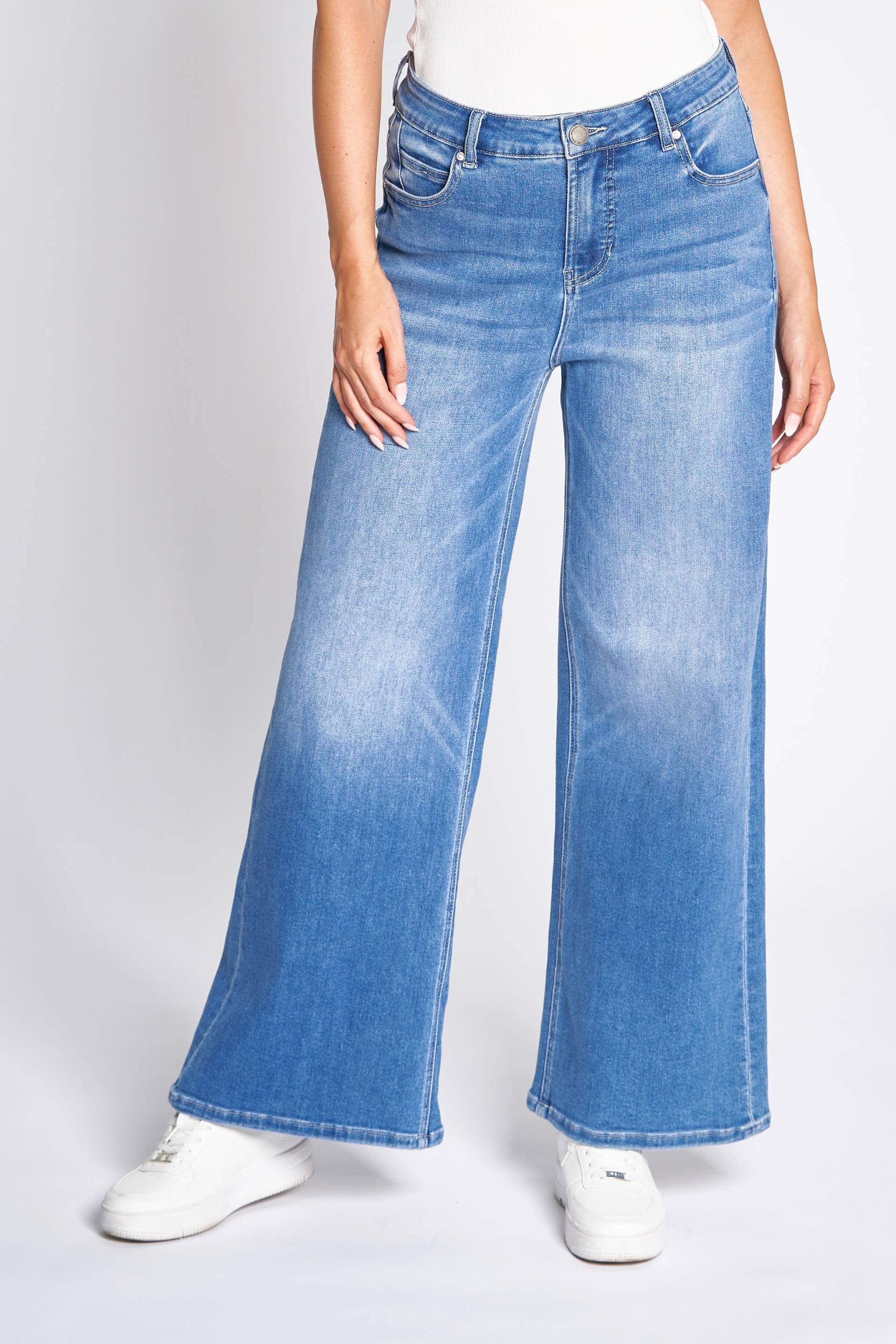 Zhrill 5-Pocket-Jeans »TESSA«, mit ausgestelltem Bein, Schlag Zhrill 5-Pocket-Jeans »TESSA«, mit ausgestelltem Bein, Schlag von Zhrill