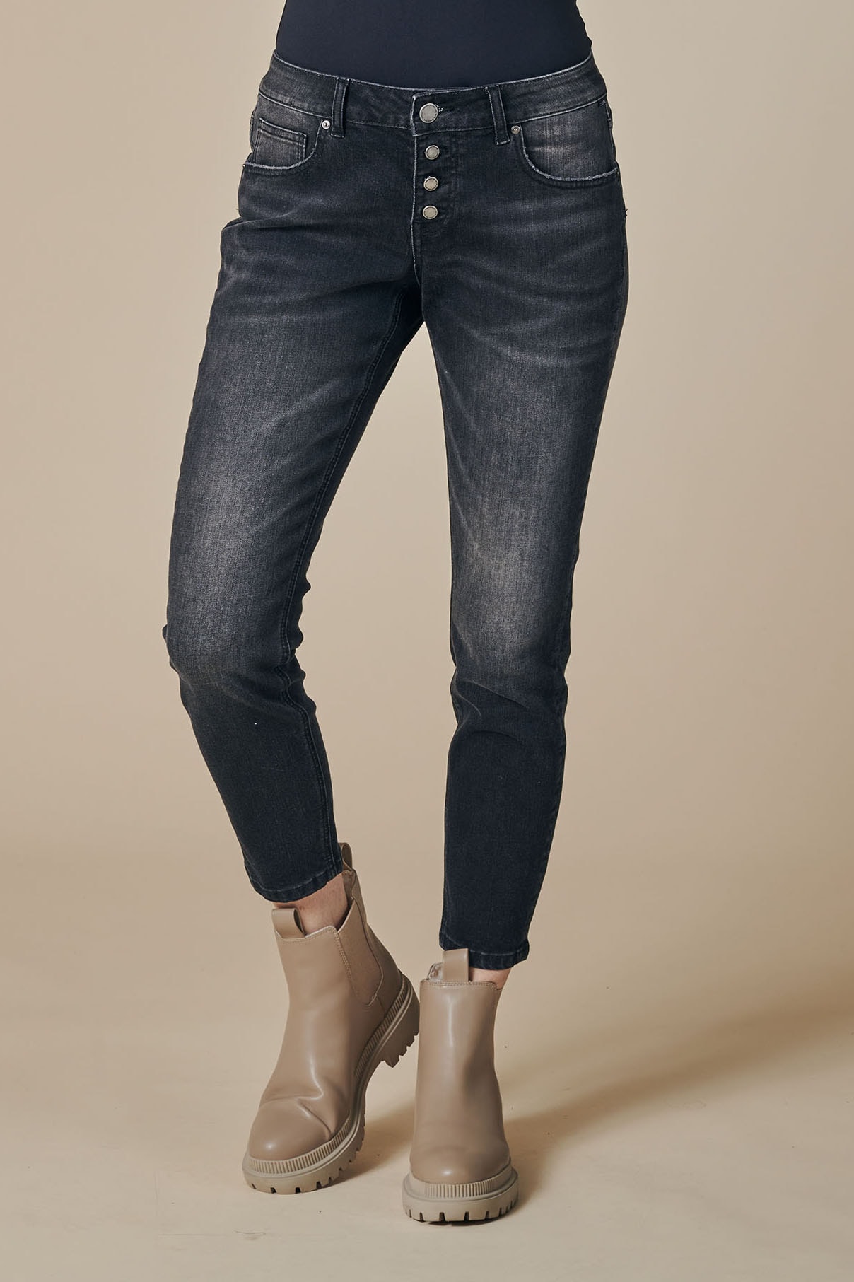Zhrill Slim-fit-Jeans »NALI«, im Five-Pocket Style Zhrill Slim-fit-Jeans »NALI«, im Five-Pocket Style von Zhrill