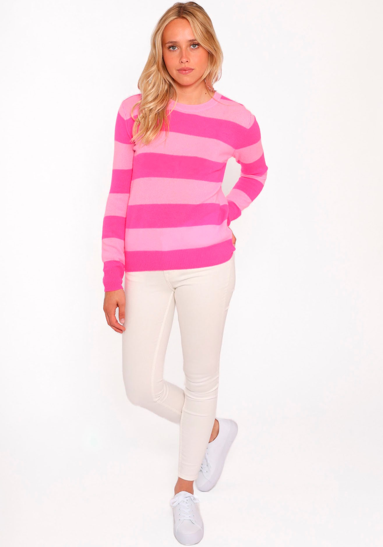 Zwillingsherz Strickpullover, aus Kaschmir mit kontrastfarbigen Streifen Zwillingsherz Strickpullover, aus Kaschmir mit kontrastfarbigen Streifen von Zwillingsherz