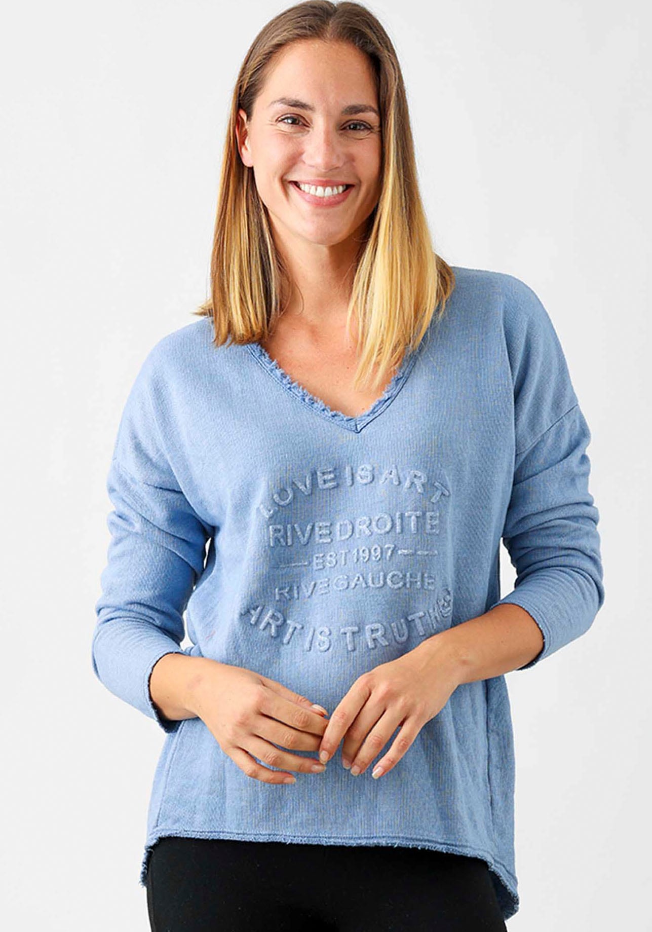 Zwillingsherz Sweatshirt, mit ausgefranstem V-Ausschnitt im Vintage Look Zwillingsherz Sweatshirt, mit ausgefranstem V-Ausschnitt im Vintage Look von Zwillingsherz