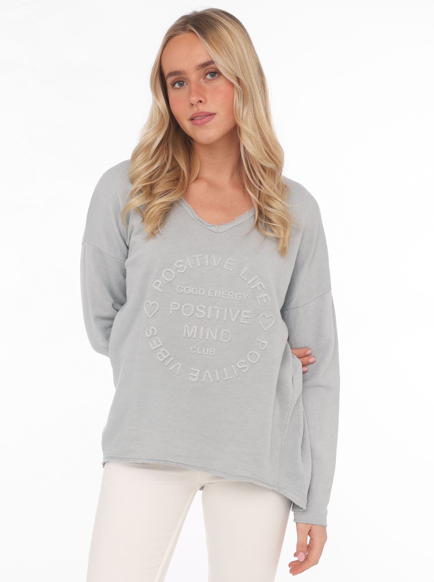 Zwillingsherz Sweatshirt »Sweatshirt BW "Positive Mind"«, Sweatshirt im Used-Look mit V-Ausschnitt und Stempeldruck von Zwillingsherz