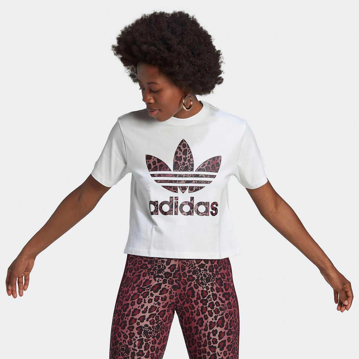 Cropped-Shirt Graphics Logo mit Leoprint von adidas Originals