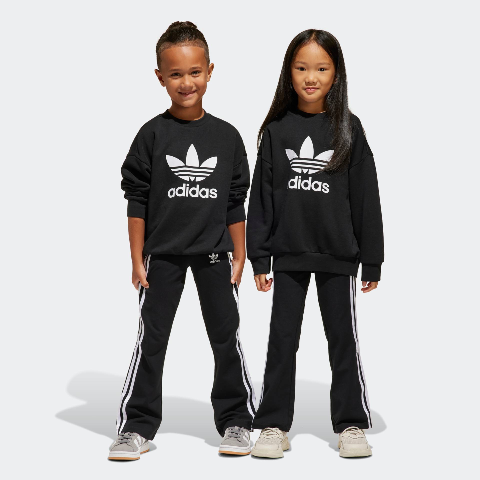 adidas Originals Trainingsanzug »LOOSE CREW SET«, (2 tlg.) von adidas Originals