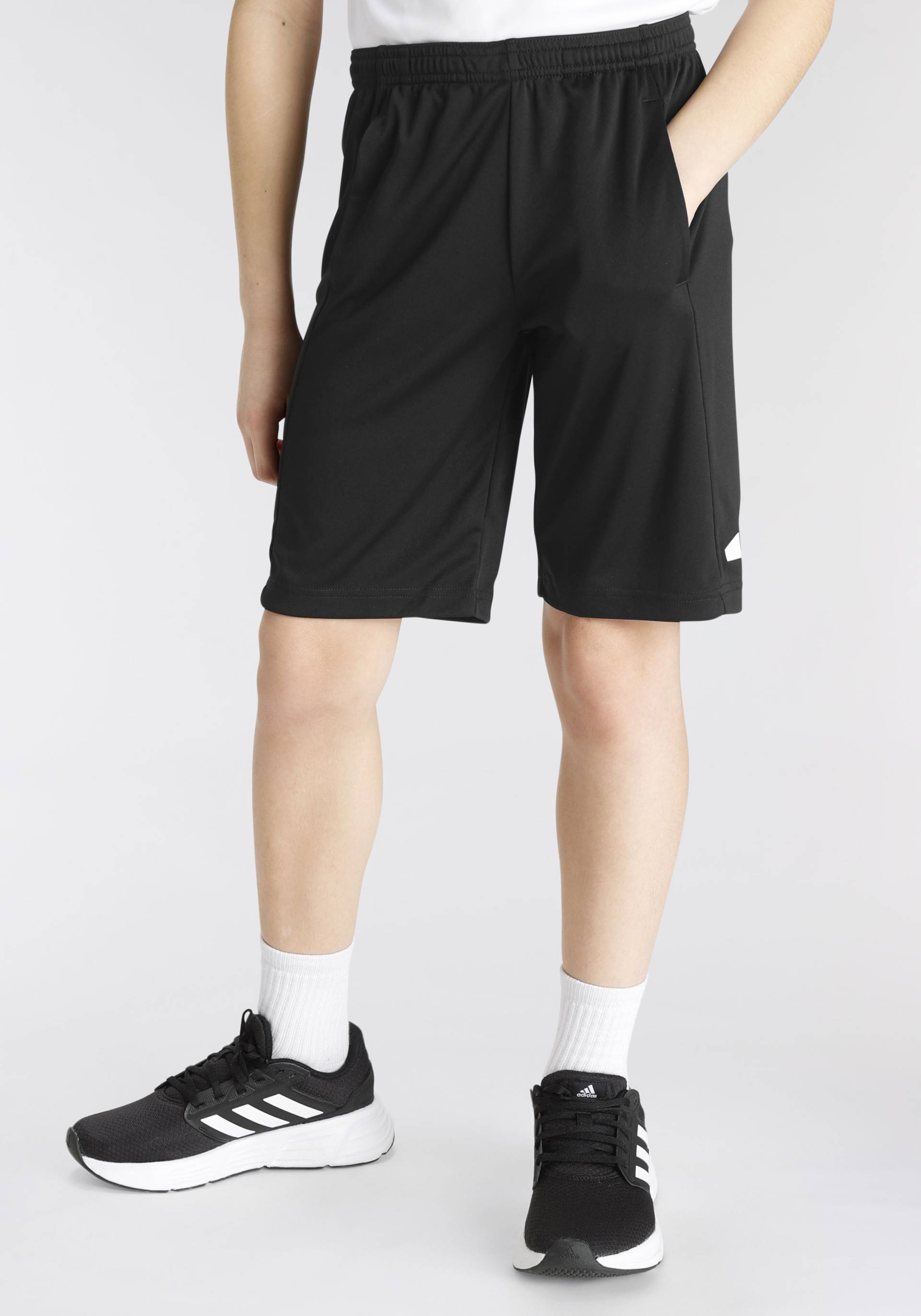 adidas Sportswear Shorts »TRAIN ESSENTIALS AEROREADY LOGO REGULAR-FIT«, (1 tlg.) von adidas Sportswear