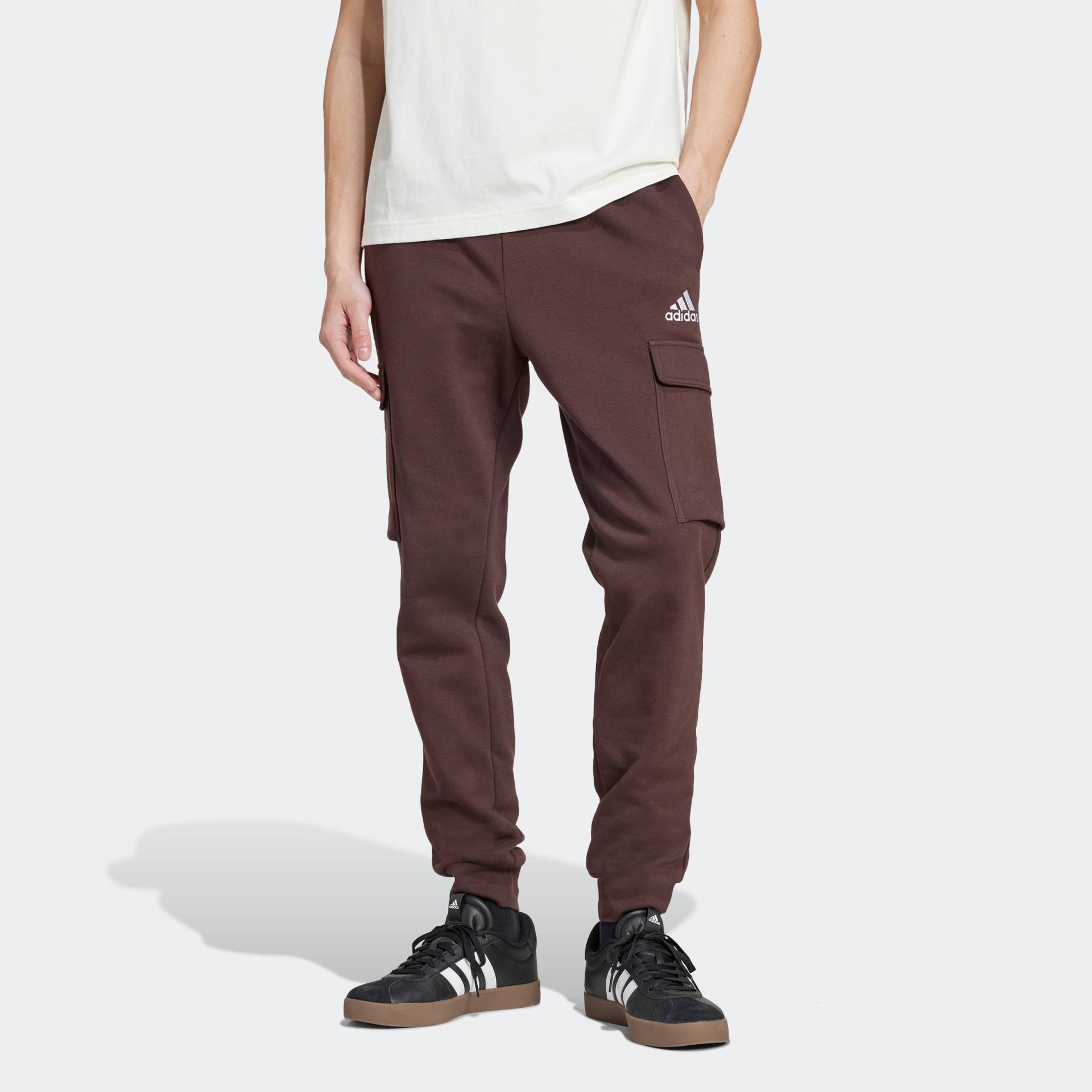 adidas Sportswear Sporthose »ESSENTIALS FLEECE REGULAR TAPERED CARGOHOSE«, (1 tlg.) von adidas Sportswear