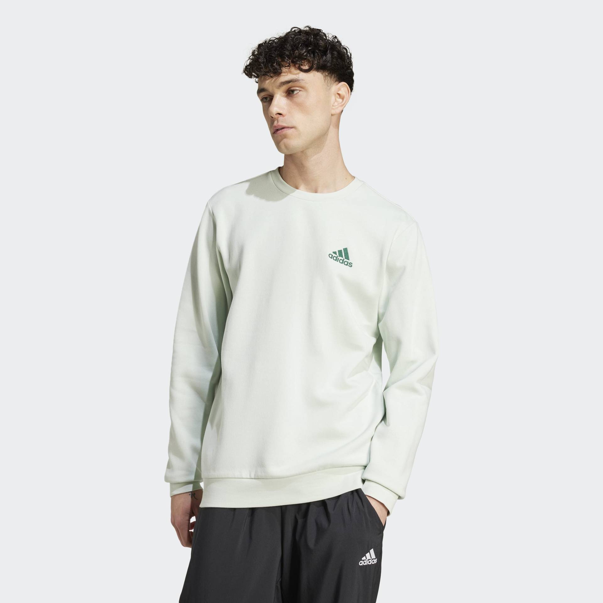 adidas Sportswear Sweatshirt »ESSENTIALS FLEECE«, weiches Material adidas Sportswear Sweatshirt »ESSENTIALS FLEECE«, weiches Material von adidas Sportswear