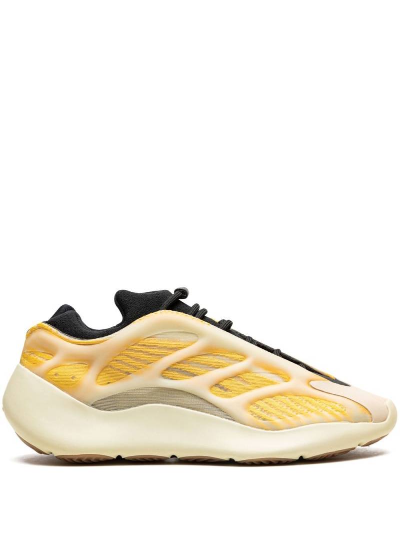 adidas Yeezy YEEZY 700 V3 "Mono Safflower" sneakers - White von adidas Yeezy