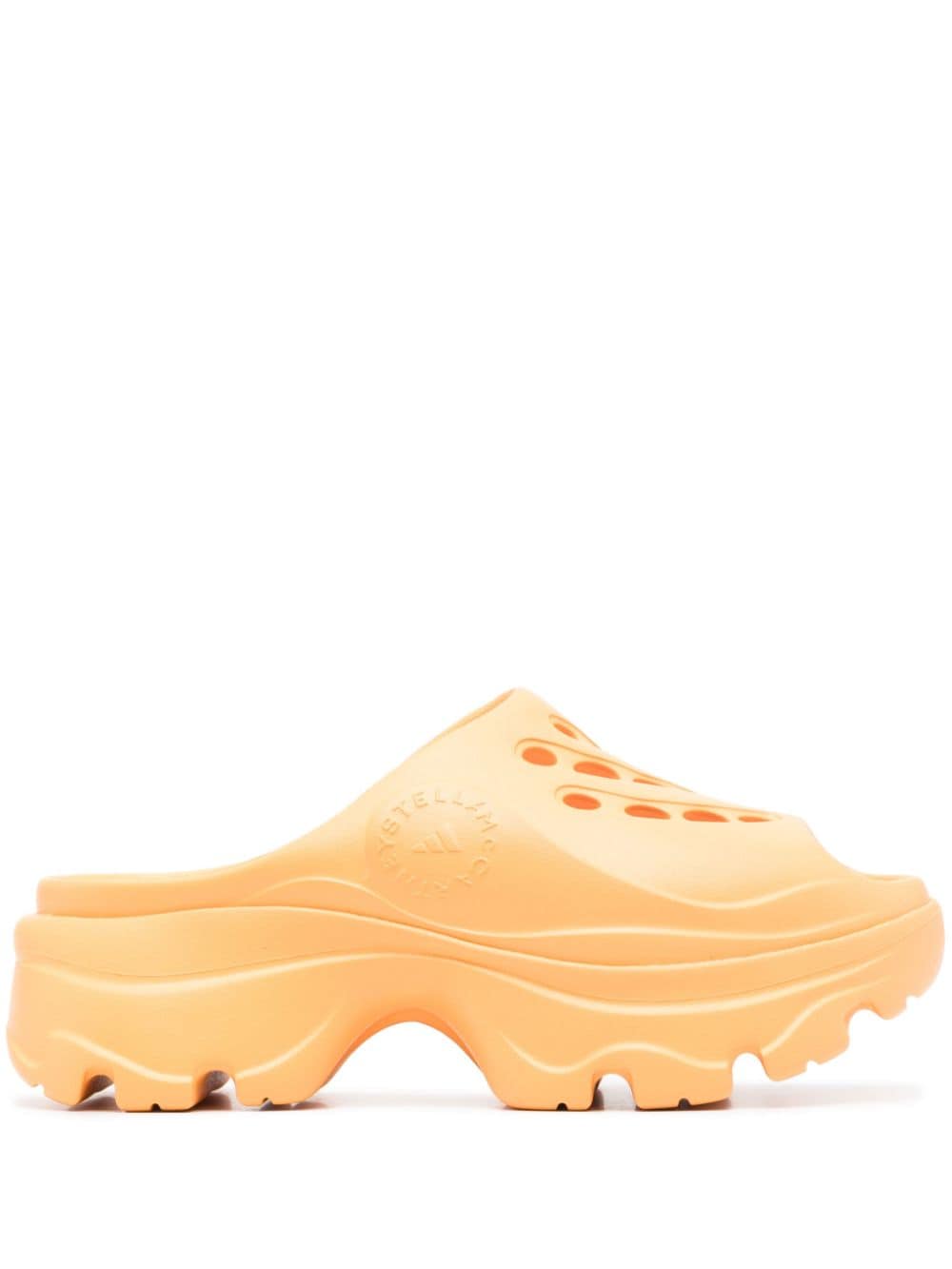 adidas by Stella McCartney embossed-logo clogs - Orange von adidas by Stella McCartney