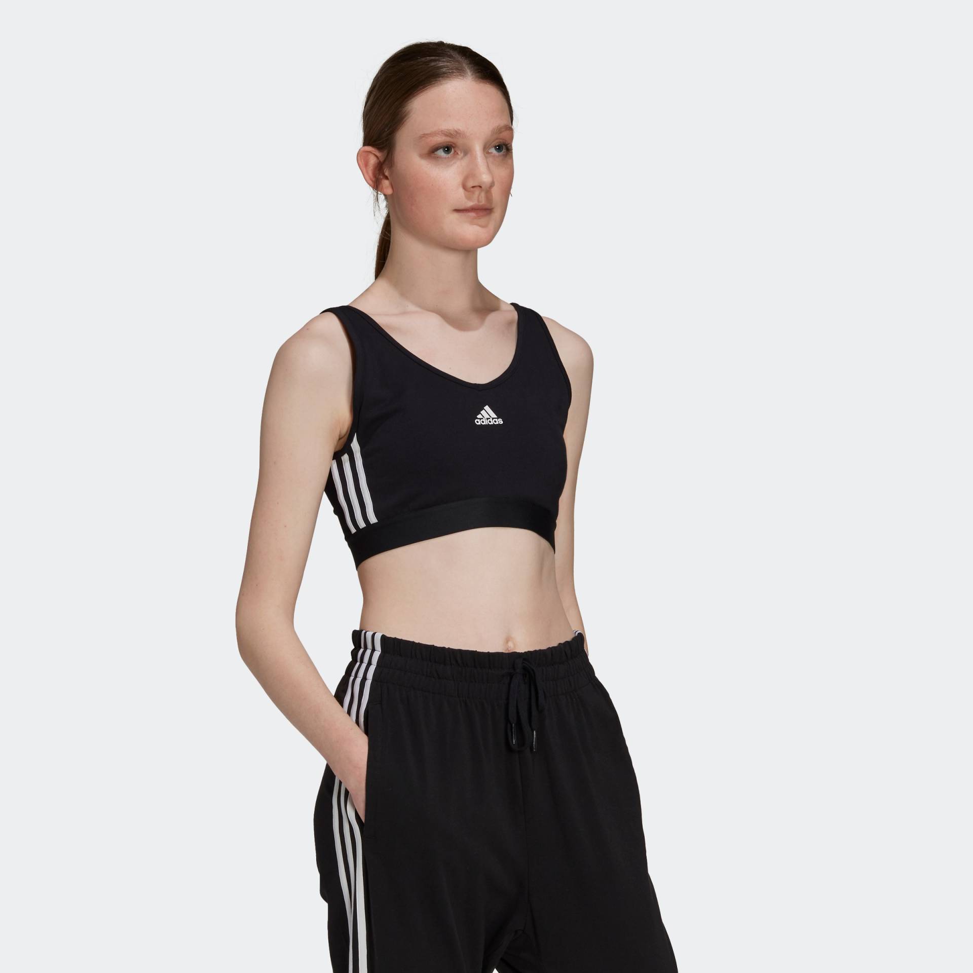 adidas Sportswear Tanktop »ESSENTIALS REMOVABLE PADS 3STREIFEN CROPTOP« von adidas Sportswear