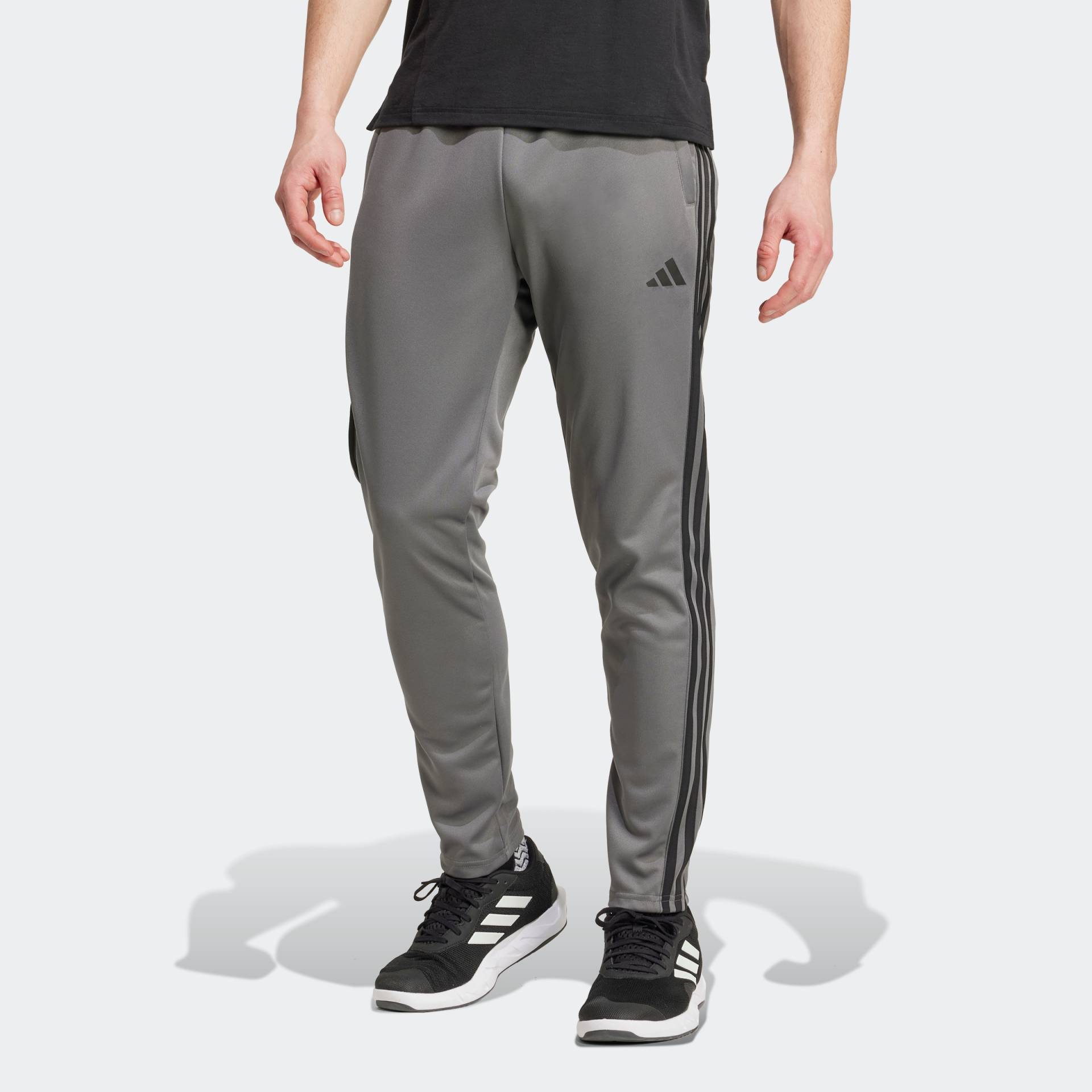 adidas Performance Sporthose »TRAIN ESSENTIALS 3STREIFEN«, (1 tlg.), atmungsaktive Trainingshose von adidas performance