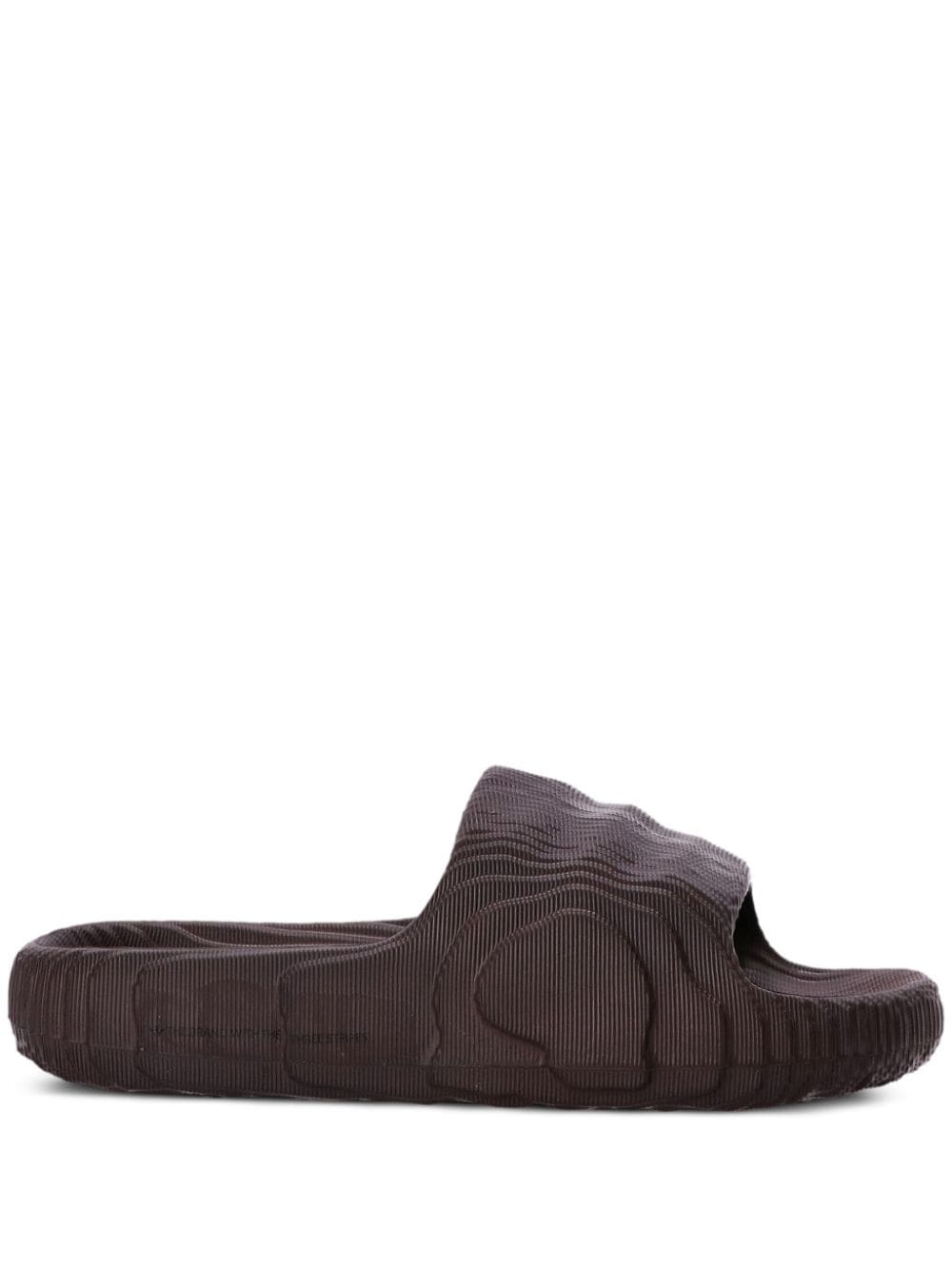 adidas Adilette 22 slides - Brown von adidas