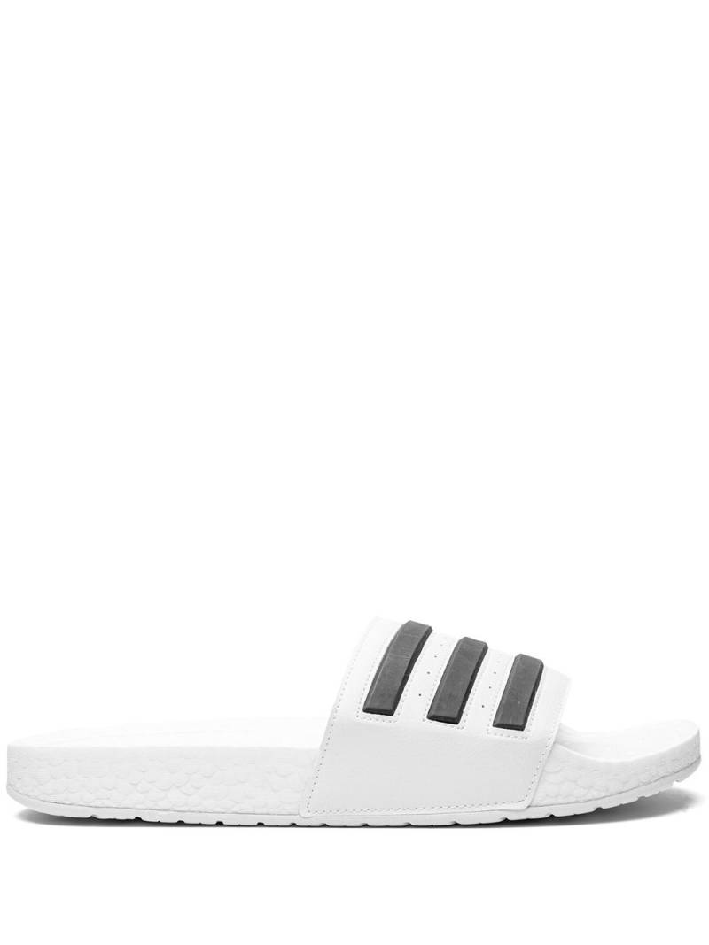 adidas Adilette Boost slides - White von adidas