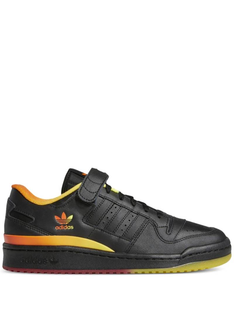 adidas Forum Low "Black" sneakers von adidas