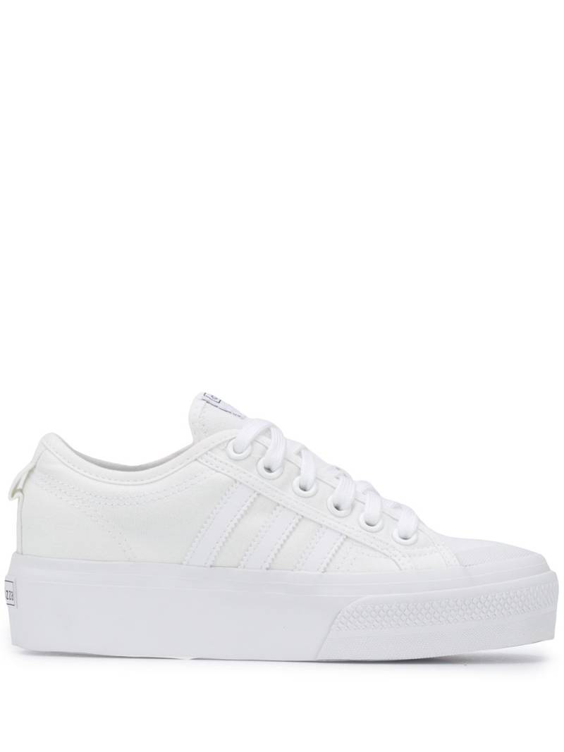 adidas Nizza platform sneakers - White von adidas