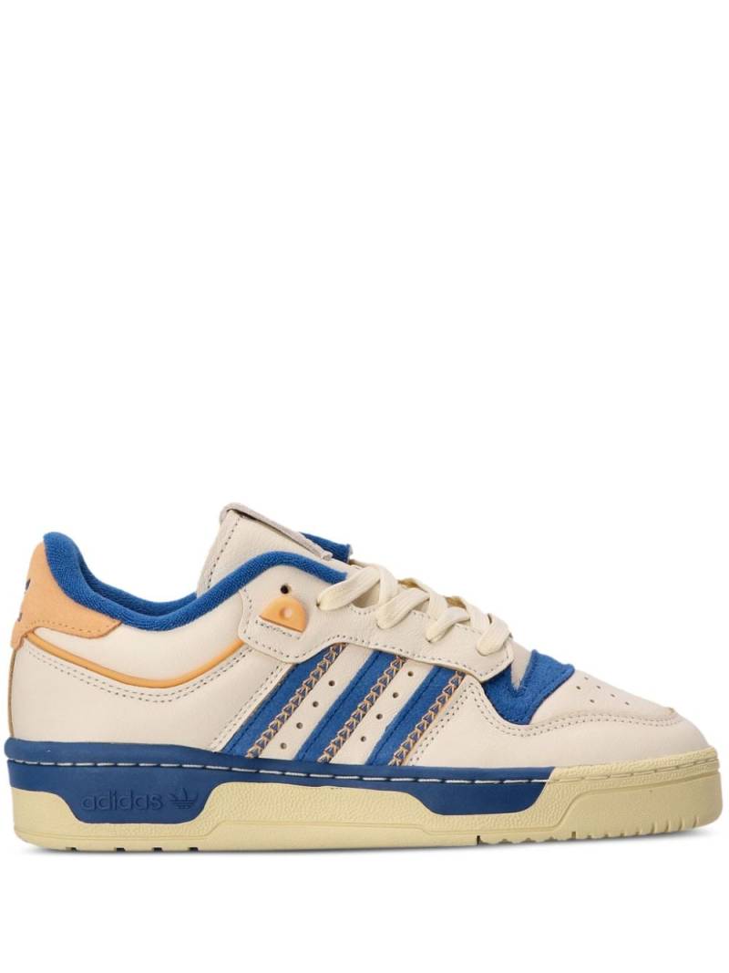 adidas Rivarly 86 Low trainers - White von adidas