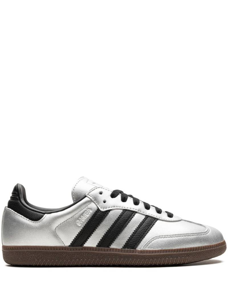 adidas Samba OG "Silver Metallic/Black/Gum" sneakers von adidas