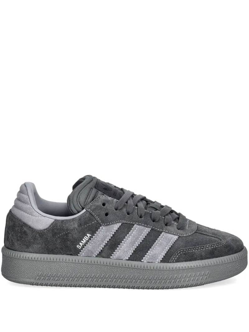 adidas Samba XLG sneakers - Grey von adidas