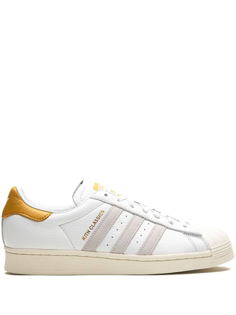 adidas Superstar "Kith Classics - White Mango" sneakers von adidas