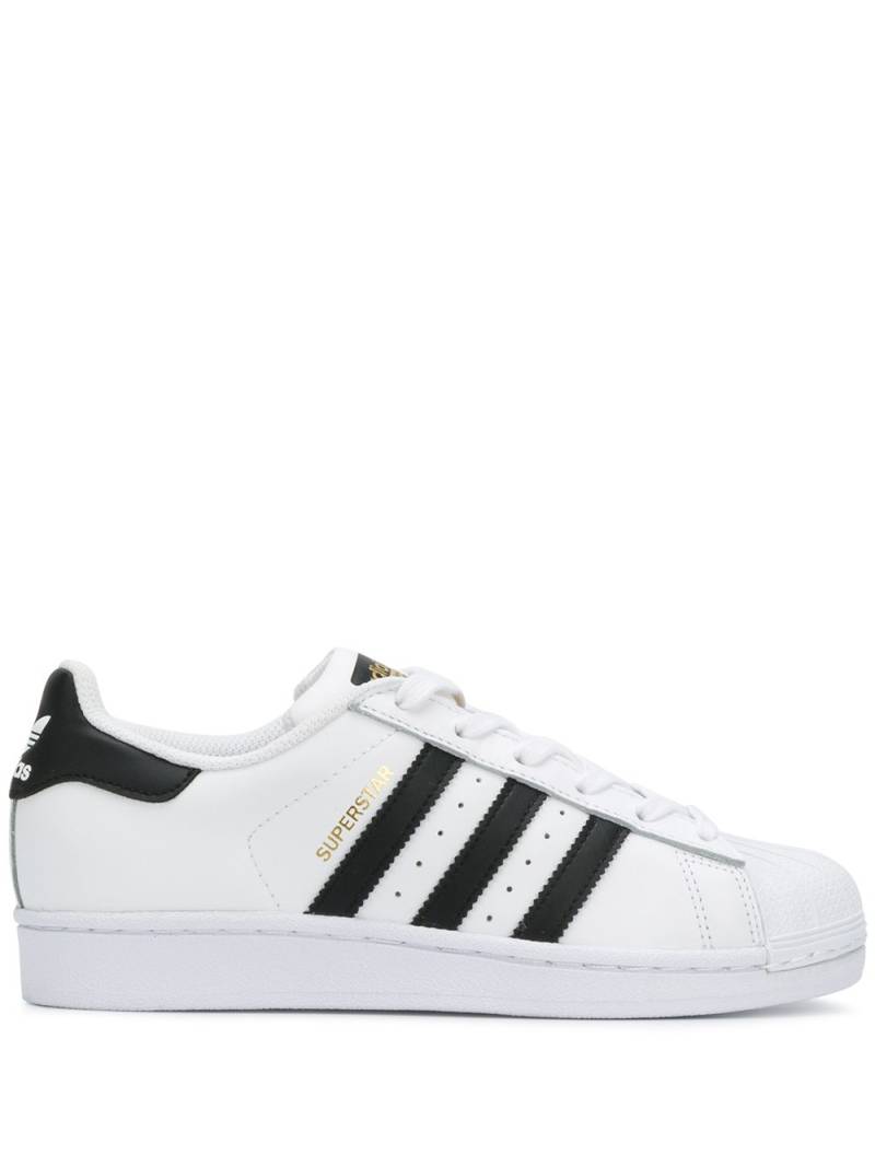 adidas Superstar "White/Black/Gold" sneakers von adidas