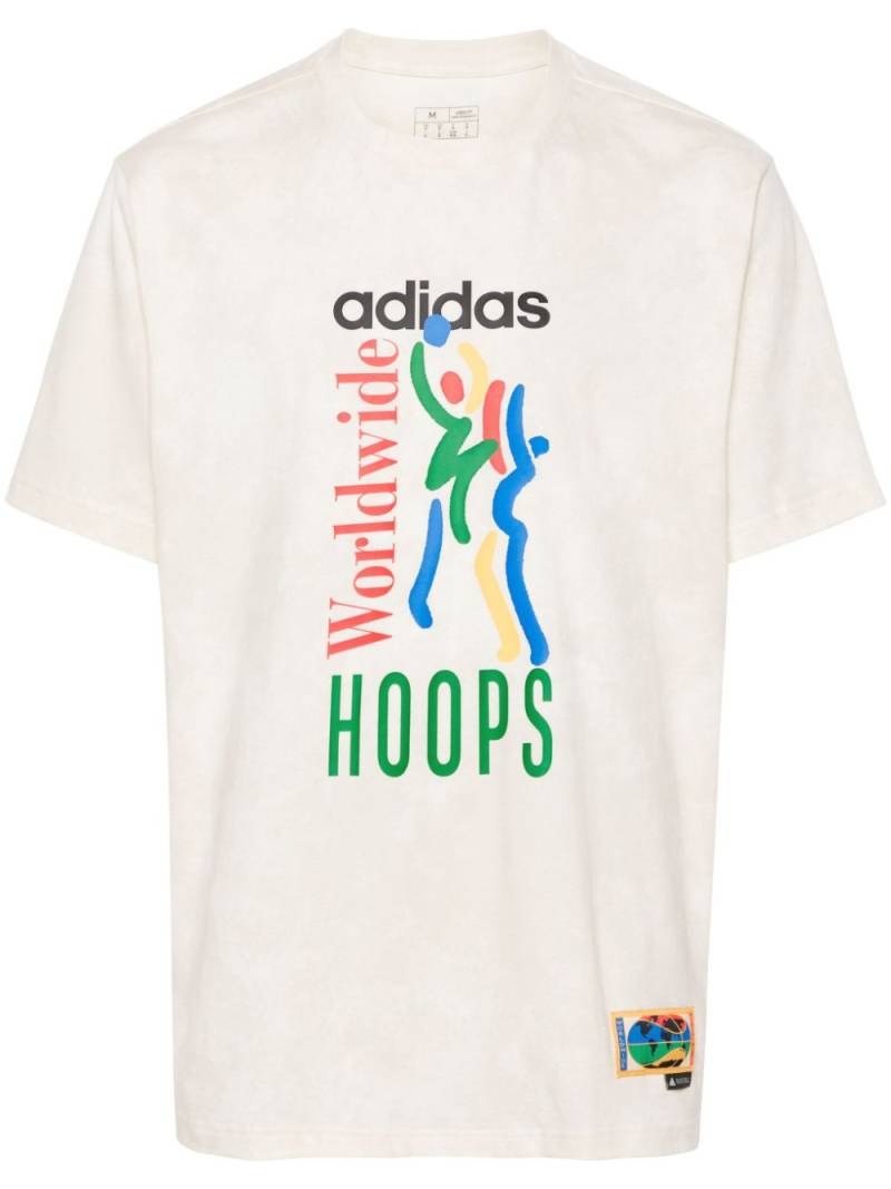 adidas World Wide Hoops T-shirt - Neutrals von adidas