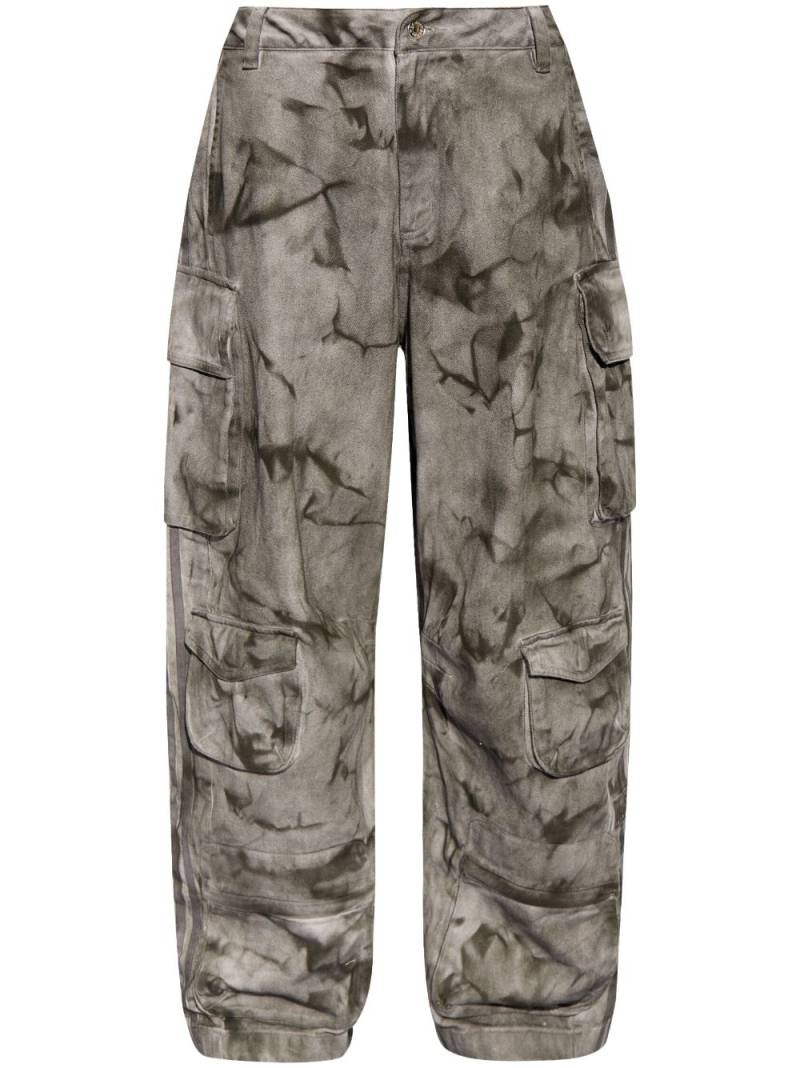 adidas camouflage-print cargo trousers - Grey von adidas