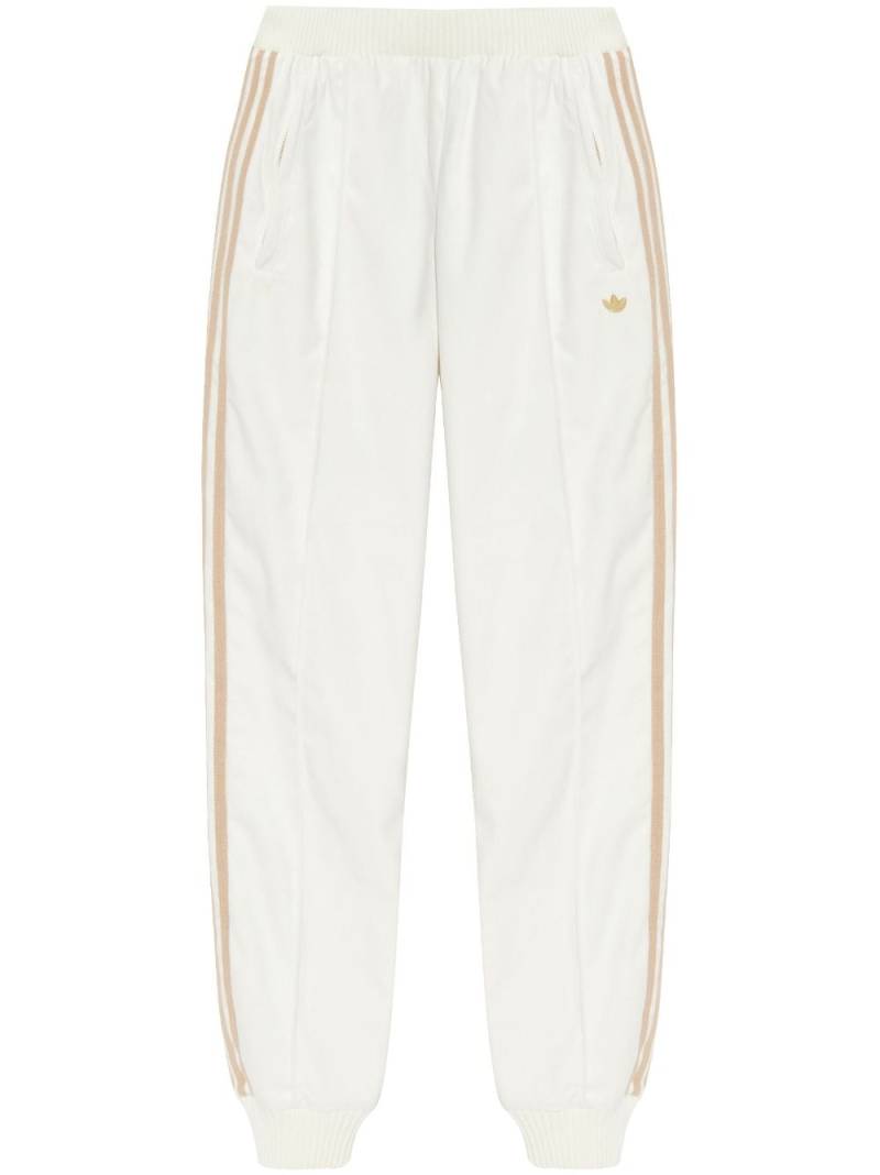 adidas logo-patch cotton track pants - White von adidas