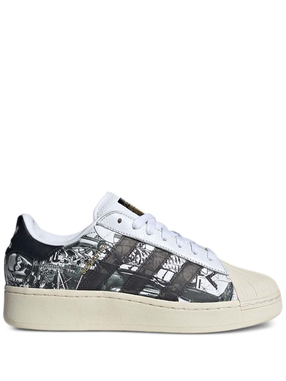 adidas x Star Wars Superstar XLG Nanzuka sneakers - Black von adidas