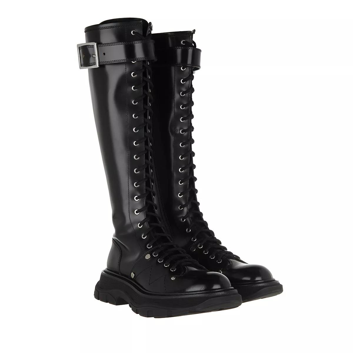 Alexander McQueen Stiefel & Boots - Tread Lace Up Boot - Gr. 37,5 (EU) - in Schwarz - für Damen von alexander mcqueen